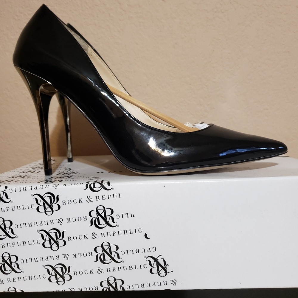 ROCK & REPUBLIC WOMEN SHOES BRAND NEW